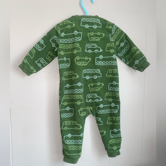 Joe Fresh boy car fleece sleeper 6-12 - Picture 2 of 2